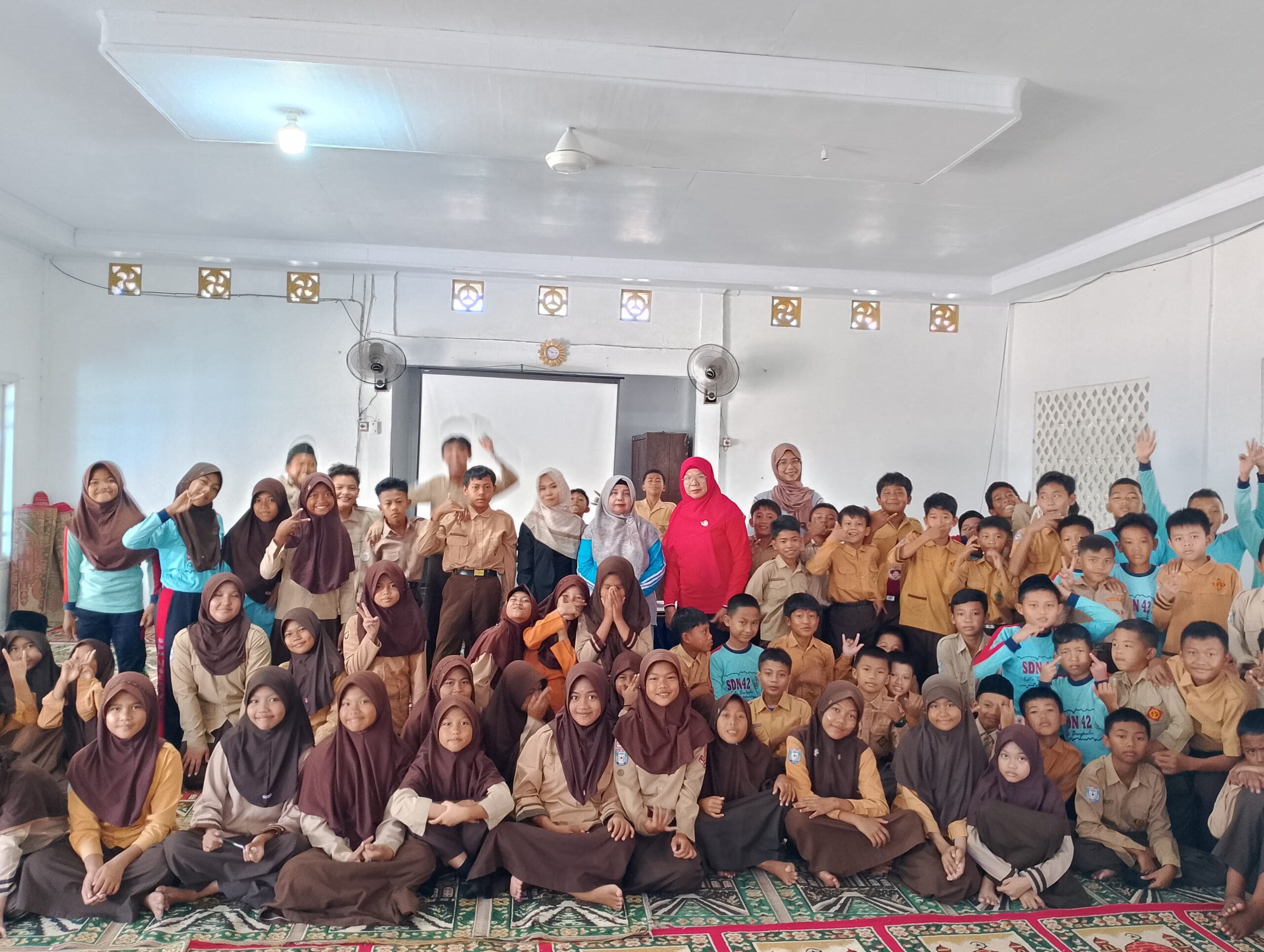 PERAYAAN PUNCAK HARI ANAK PERAYAAN PUNCAK HARI ANAK